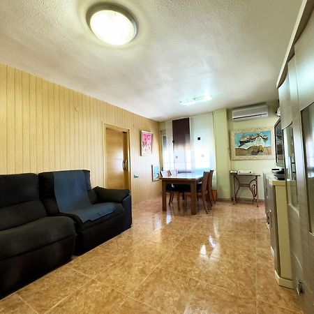 Valencia Avenida Del Puerto Private Rooms Bagian luar foto