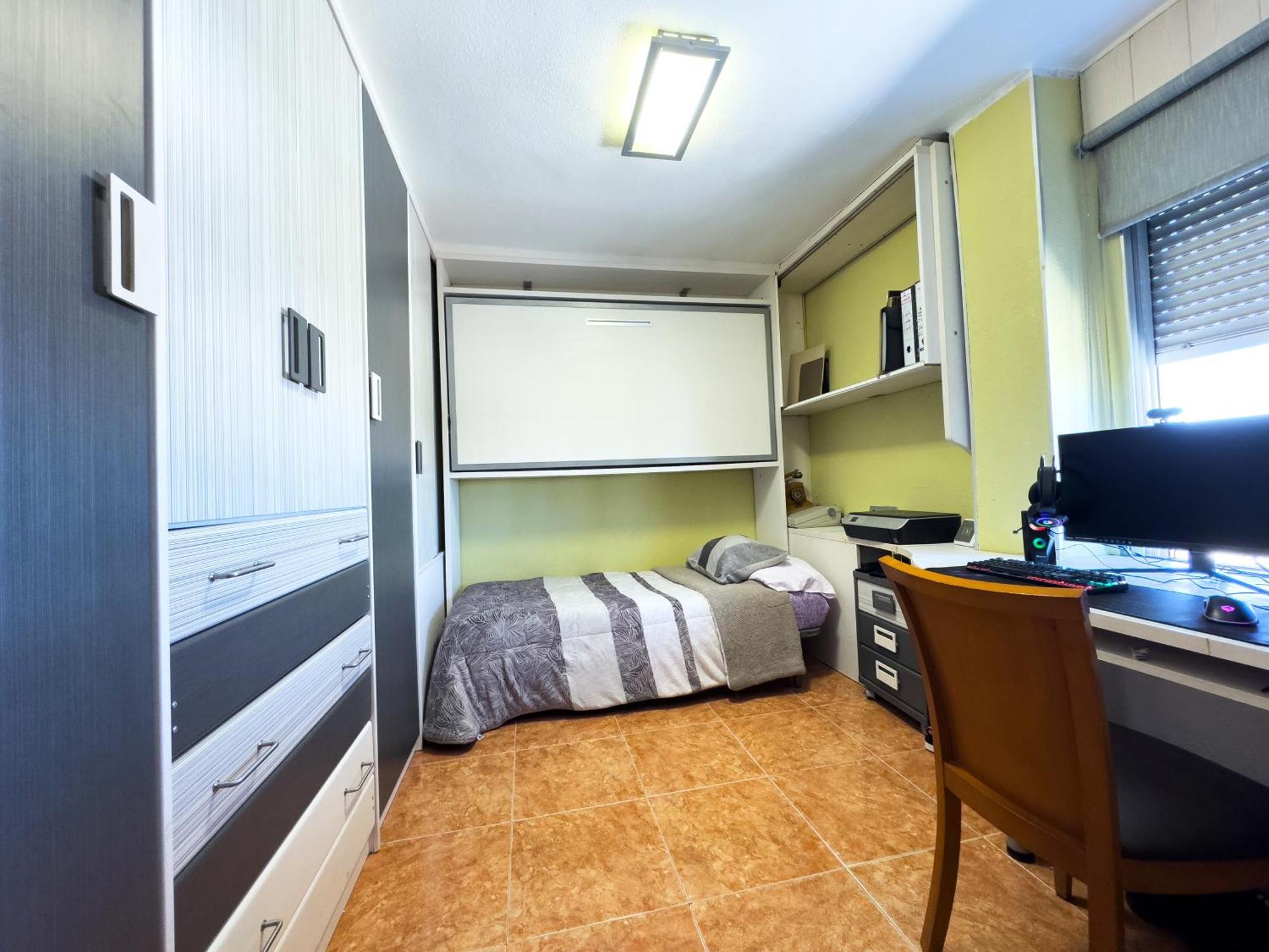 Valencia Avenida Del Puerto Private Rooms Bagian luar foto